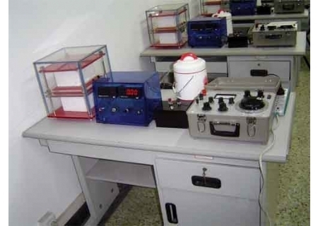 YLWD-75 非穩(wěn)態(tài)導熱儀