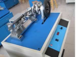 機(jī)構(gòu)系統(tǒng)動力學(xué)調(diào)速實(shí)驗(yàn)臺